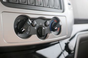 �ִ����ó� �µ�300MII 143���� 3.85���Ű������ῨͼƬ