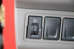 现代商用车 致道300MII 143马力 3.85米排半栏板轻卡(CNJ1040ZDB33V)