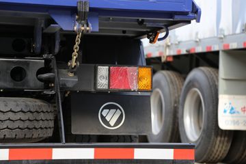 ���� ����E3 129���� 4X2 3.8����ж��ͼƬ