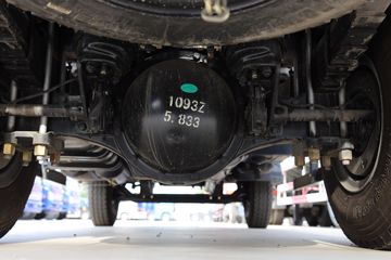 ���� ����E3 129���� 4X2 3.8����ж��ͼƬ