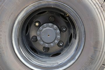 ���� ����E3 129���� 4X2 3.8����ж��ͼƬ