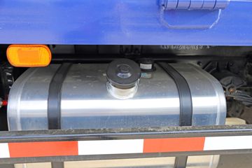 ���� ����E3 129���� 4X2 3.8����ж��ͼƬ