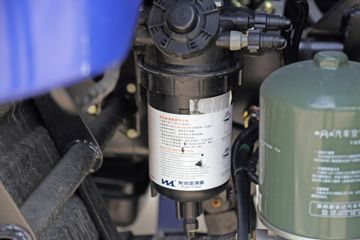 ���� ����E3 129���� 4X2 3.8����ж��ͼƬ