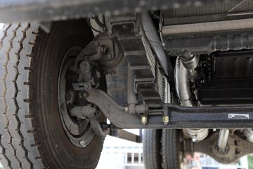 ���� ����E3 129���� 4X2 3.8����ж��ͼƬ