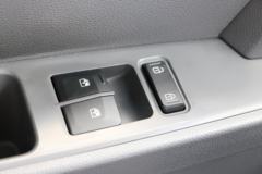现代商用车 盛图H1 141马力 4.13米单排仓栅式式轻卡(CHM5070CCYGDC33V)
