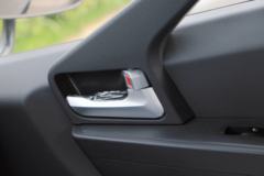 现代商用车 盛图H1 141马力 4.13米单排仓栅式式轻卡(CHM5070CCYGDC33V)