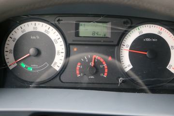 �Ĵ��ִ� ��Խ 115���� 4X2 4.1����ж��ͼƬ