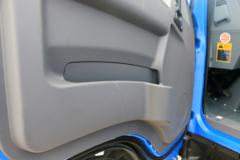 四川现代 瑞越 115马力 4X2 4.1米自卸车(CNJ3040ZDB33V)