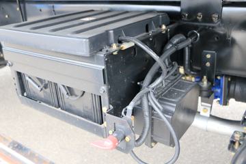 �Ĵ��ִ� ��Խ 115���� 4X2 4.1����ж��ͼƬ