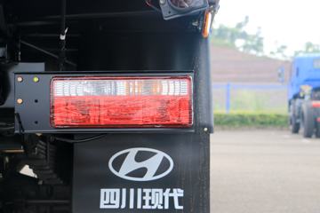 �Ĵ��ִ� ��Խ 115���� 4X2 4.1����ж��ͼƬ