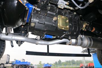 �Ĵ��ִ� ��Խ 115���� 4X2 4.1����ж��ͼƬ