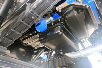 �Ĵ��ִ� ��Խ 115���� 4X2 4.1����ж��ͼƬ