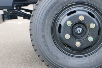 �Ĵ��ִ� ��Խ 115���� 4X2 4.1����ж��ͼƬ