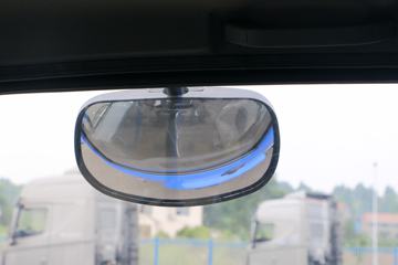 �Ĵ��ִ� ��Խ 140���� 4X2 3.9����ж��(10��)ͼƬ