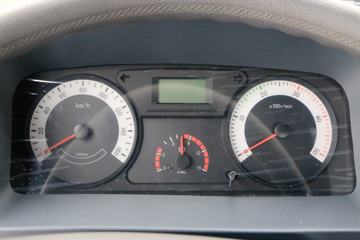 �Ĵ��ִ� ��Խ 140���� 4X2 3.9����ж��(10��)ͼƬ