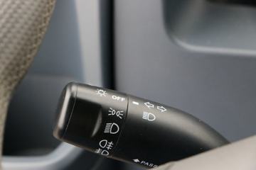 �Ĵ��ִ� ��Խ 140���� 4X2 3.9����ж��(10��)ͼƬ