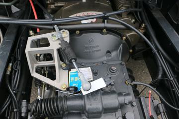 �Ĵ��ִ� ��Խ 140���� 4X2 3.9����ж��(10��)ͼƬ