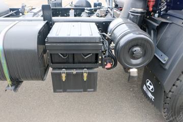 �Ĵ��ִ� ��Խ 140���� 4X2 3.9����ж��(10��)ͼƬ