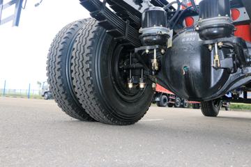 �Ĵ��ִ� ��Խ 140���� 4X2 3.9����ж��(10��)ͼƬ