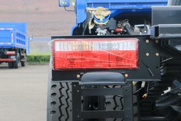 �Ĵ��ִ� ��Խ 140���� 4X2 3.9����ж��(10��)ͼƬ