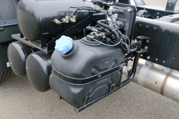 �Ĵ��ִ� ��Խ 140���� 4X2 3.9����ж��(10��)ͼƬ