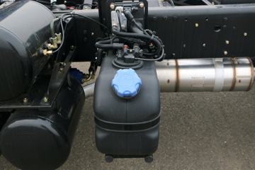 �Ĵ��ִ� ��Խ 140���� 4X2 3.9����ж��(10��)ͼƬ