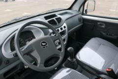 现代商用车(原四川现代) 瑞宝 1.3L 87马力 汽油/CNG 3.1米单排栏板微卡(CNJ1030RD30NGSV)