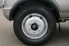 现代商用车(原四川现代) 瑞宝 1.3L 87马力 汽油/CNG 3.1米单排栏板微卡(CNJ1030RD30NGSV)
