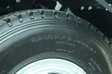 Ծ ԽC500-33 ذ 180 4.165׵ʽῨ(SH5042XXYZFDCWZ4)ͼƬ