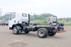 现代商用车(原四川现代) 瑞驰II 156马力 4.09米单排厢式轻卡(CNJ5040XXYQPB33V)