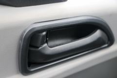 现代商用车(原四川现代) 瑞驰II 156马力 4.09米单排厢式轻卡(CNJ5040XXYQPB33V)