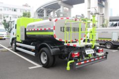 跃进 超越E500 10T 电动低压清洗车底盘(SH1107ZKEVWZ)161.2kWh