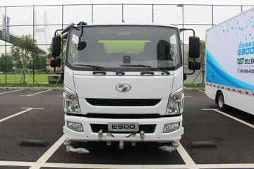 跃进 超越E500 10T 4.9米单排纯电动厢式轻卡(SH5107XXYZKEVWZ)161.2kWh