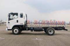 现代商用车 致道300MII 116马力 3.85米排半厢式轻卡(CNJ5041XXYZDB33V)