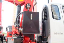 豪曼H3(先锋)&nbsp;随车吊底盘图片