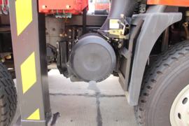 豪曼H5&nbsp;随车吊底盘图片