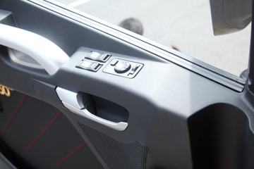 �ൺ��� JH6�ؿ� 550���� 50���������� 6X4ǣ����ͼƬ