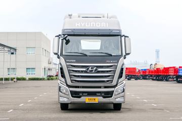 现代商用车 创虎XCIENT重卡 480马力 6X4牵引车(CHM4251KPQ49V)