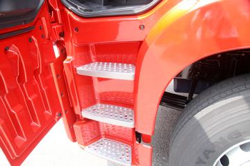 �ൺ��� JH6�ؿ� 400���� 6X4 LNGǣ����(435����)(CA4250P25K27T1E5M)ͼƬ