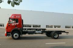 青岛解放 龙VH中卡 220马力 南方版 4X2 6.75米仓栅式载货车(CA5189CCYPK2L2E5A80)
