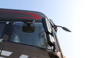 �ൺ��� JH6�ؿ� �Ϸ��� 420���� 8X4 9.5�ײ�դʽ�ػ���(CA5310CCYP25K2L7T4E5A80)ͼƬ