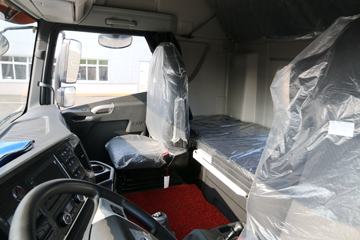 �ൺ��� JH6�ؿ� �Ϸ��� 420���� 8X4 9.5�ײ�դʽ�ػ���(CA5310CCYP25K2L7T4E5A80)ͼƬ