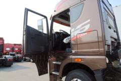 青岛解放 JH6重卡 南方版 420马力 8X4 9.5米仓栅式载货车(CA5310CCYP25K2L7T4E5A80)