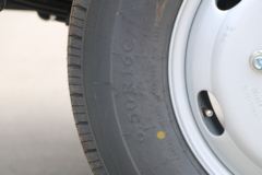 江淮 康铃29窄体 88马力 3.7米单排栏板轻卡(HFC1040P93K1B4V)