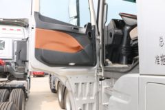 福田 欧曼EST-A 6系重卡 超级卡车 460马力 6X4牵引车(BJ4269SNFKB-AC)