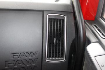 һ����� J6L�п� 2018�� ��ֵ�� 160���� 7.7����ʽ�ػ���(CA5160XXYP62K1L5A2E5)ͼƬ