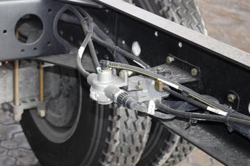 һ����� J6L�п� 2018�� ��ֵ�� 160���� 7.7����ʽ�ػ���(CA5160XXYP62K1L5A2E5)ͼƬ