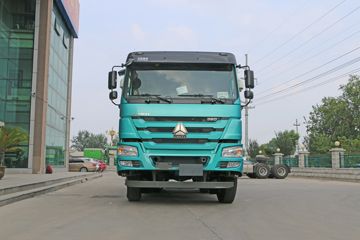 中国重汽 HOWO重卡 440马力 8X4 6.8米自卸车(华威驰乐牌)(SGZ5310ZLJZZ5W)