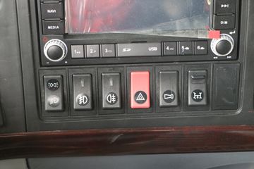 �й����� HOWO�ؿ� 380���� 6X4 5.4����ж��ͼƬ