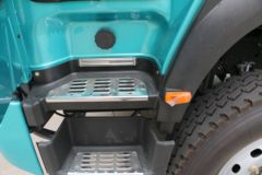 中国重汽 HOWO重卡 380马力 6X4 5.4米自卸车(ZZ3257N3647E1)